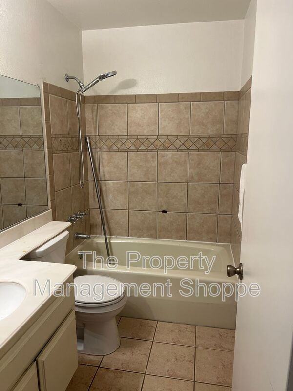 1556 Bittern Ct - Photo 6 of 15