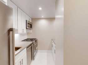 378 Greenwich St - Photo 1 of 1