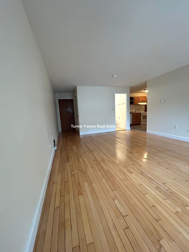 Armington St #4 - Photo 3 of 10