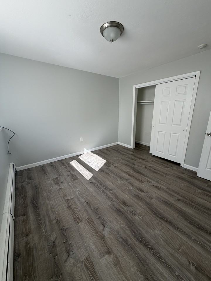 Dewey St #4 - Photo 5 of 10