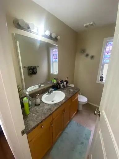 8918 70 Ave - Photo 6 of 16