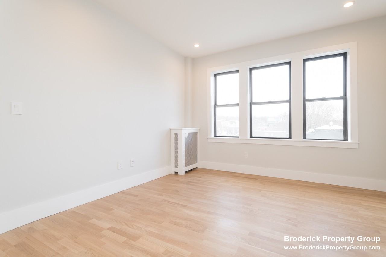 4 Elko St #7