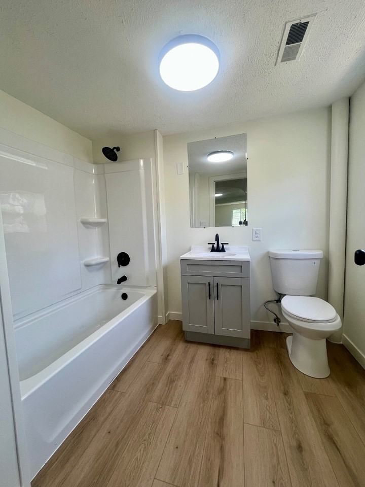 2715 2nd Ave - Photo 6 of 8