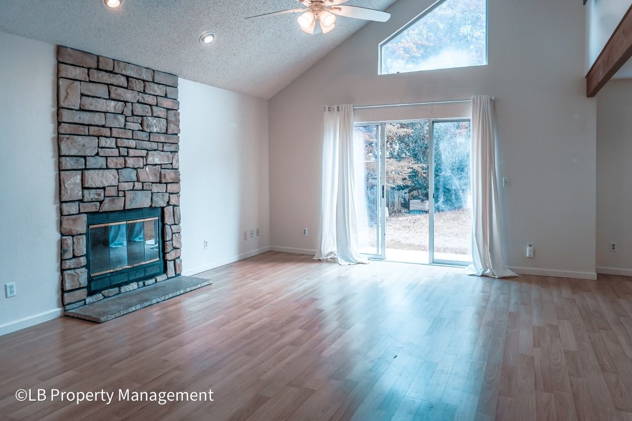 4844 N Wildflowers Way - Photo 5 of 20