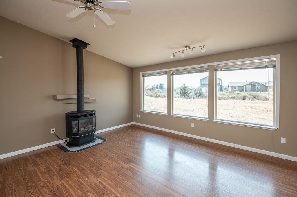 66929 Lance Rd - Photo 4 of 11