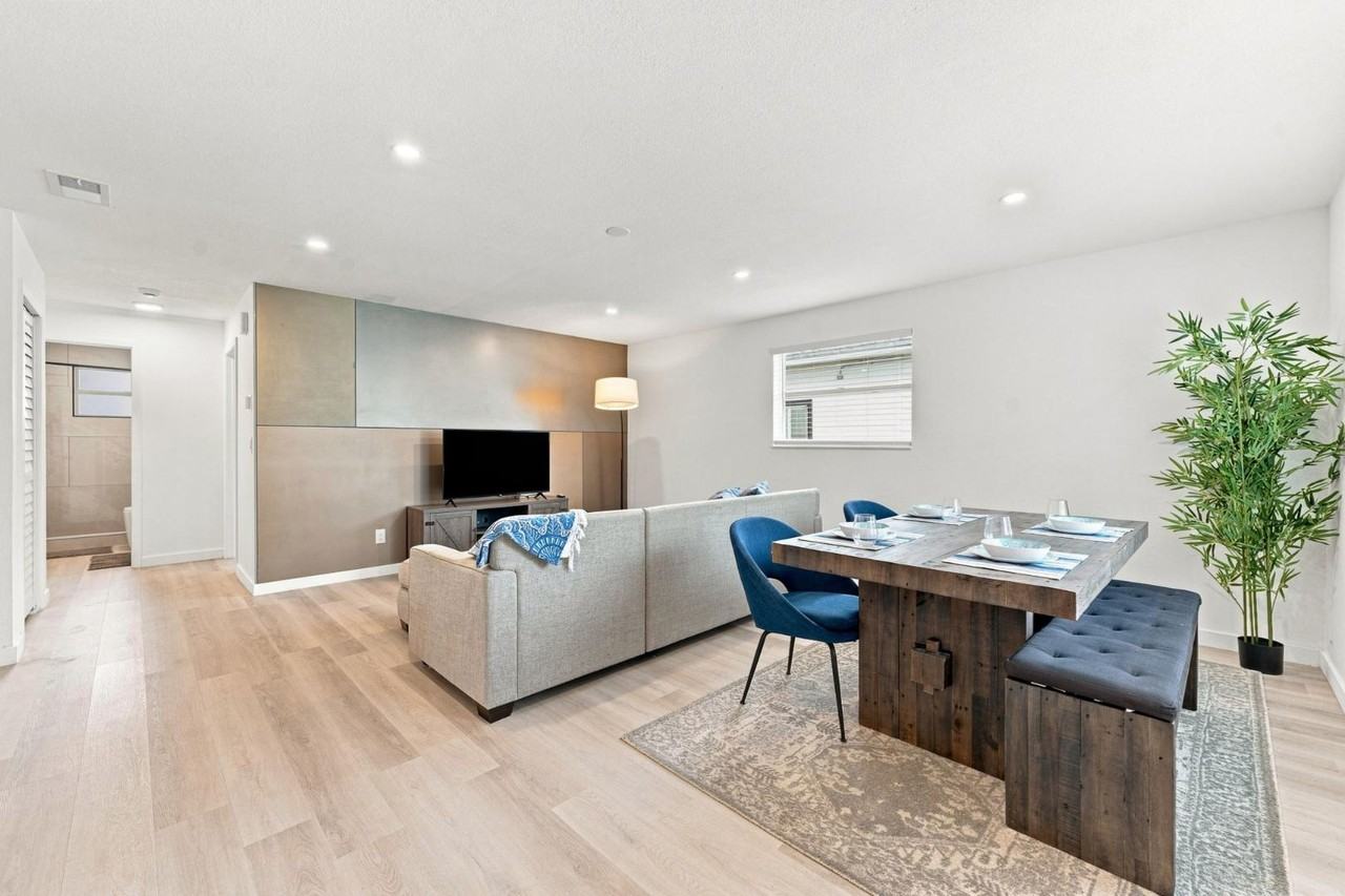 3110 11th Ave N - Photo 3 of 11