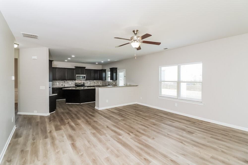 26 Robin Rd - Photo 7 of 17