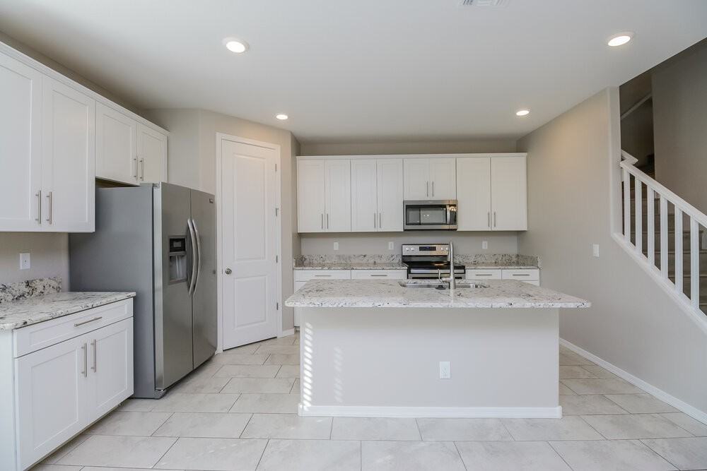 1563 S Loren Ln - Photo 7 of 17