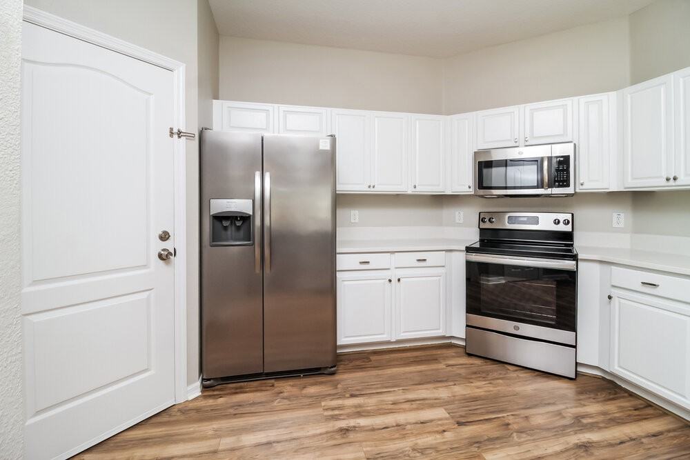1237 Kellogg Dr - Photo 6 of 16