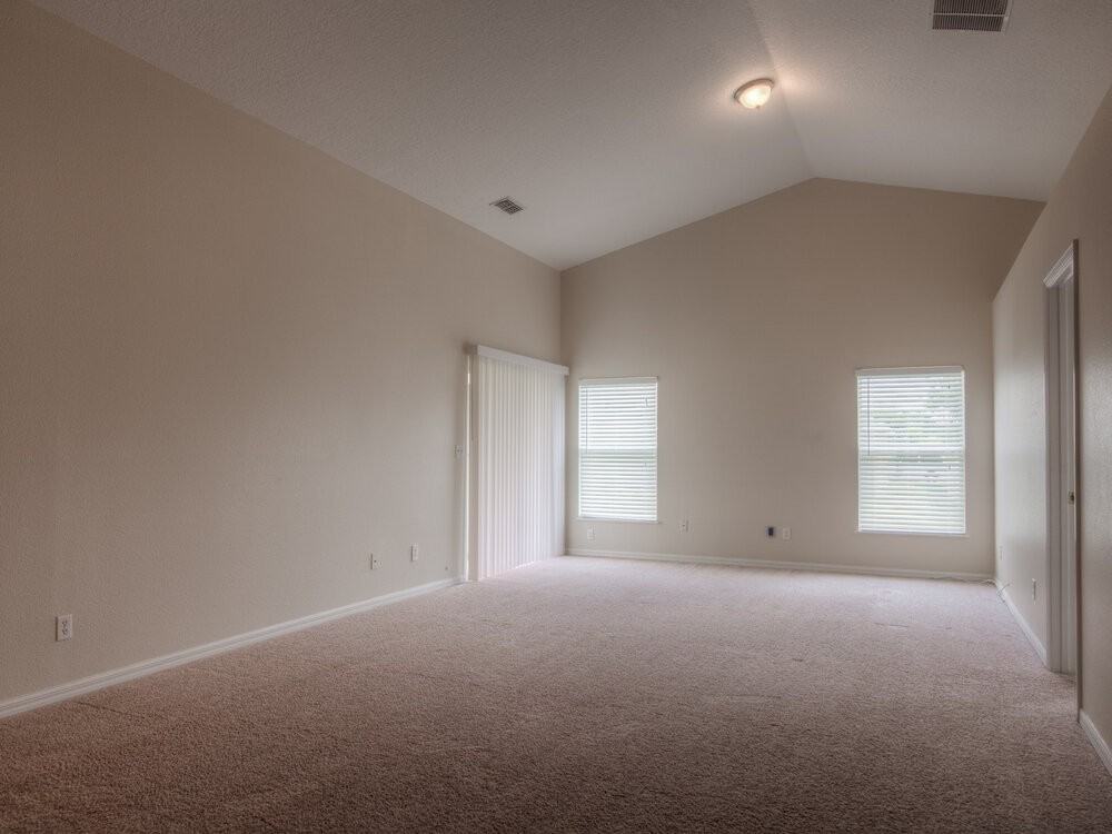 4612 Woodford Dr - Photo 2 of 15