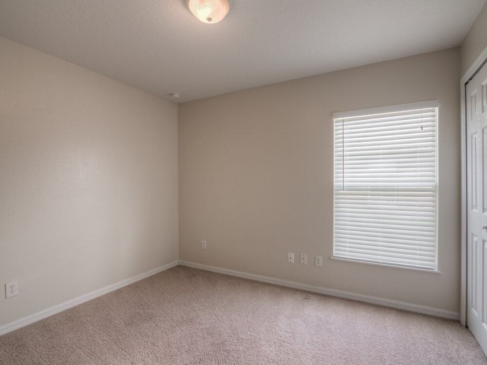4612 Woodford Dr - Photo 7 of 15