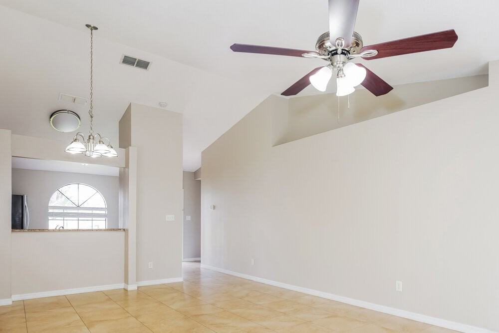 12775 Majorama Dr - Photo 5 of 16