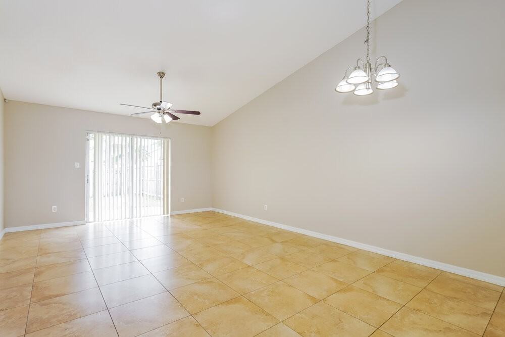 12775 Majorama Dr - Photo 6 of 16