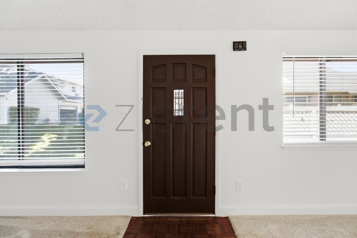 1696 London Cir - Photo 5 of 21