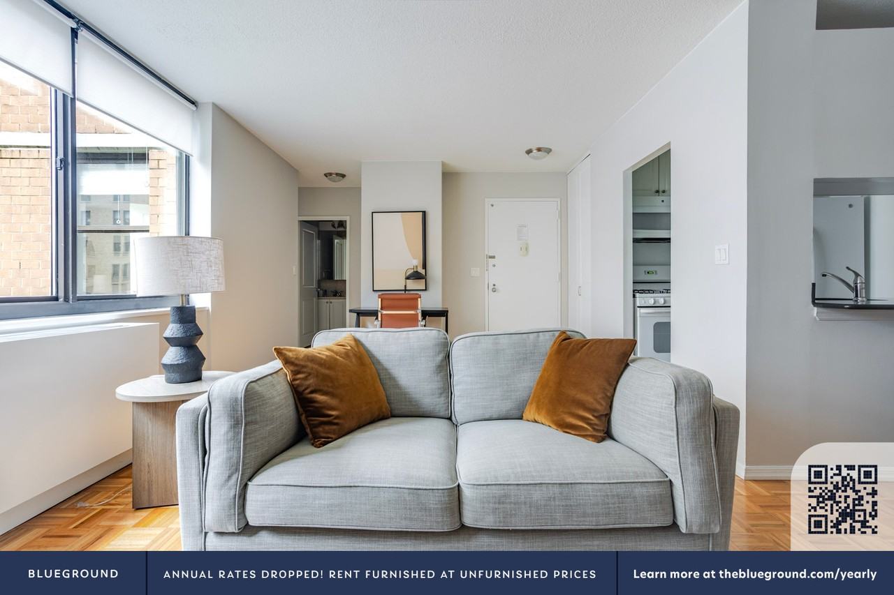 151 E 31st St #2265 - Photo 4 of 32