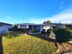 2862 Knoxville Ave - Photo 1 of 1