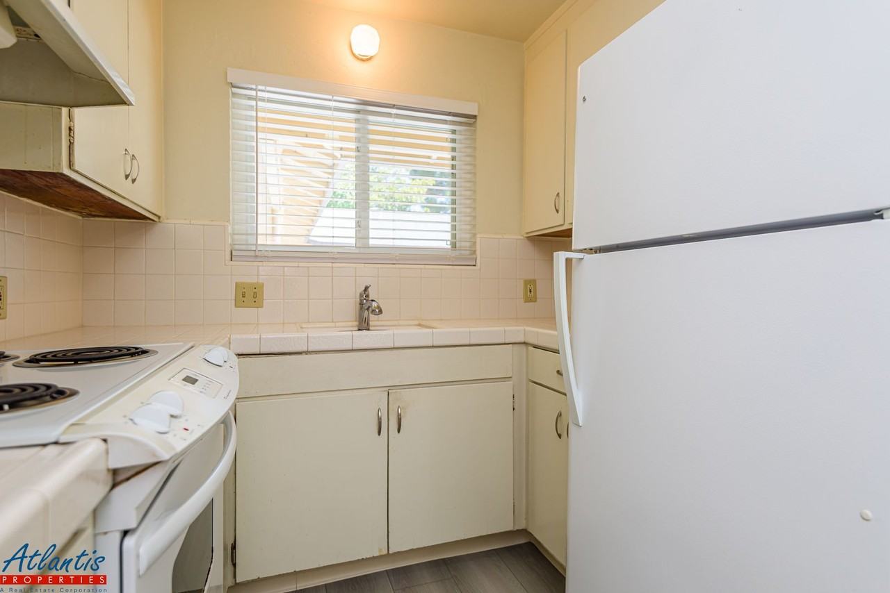 2630 Bowers Ave - Photo 5 of 13