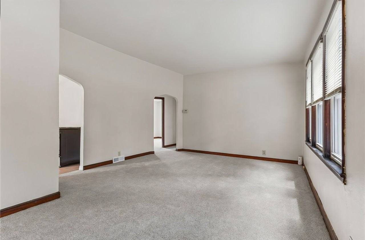 439 7th Ave S #2 - Photo 6 of 20