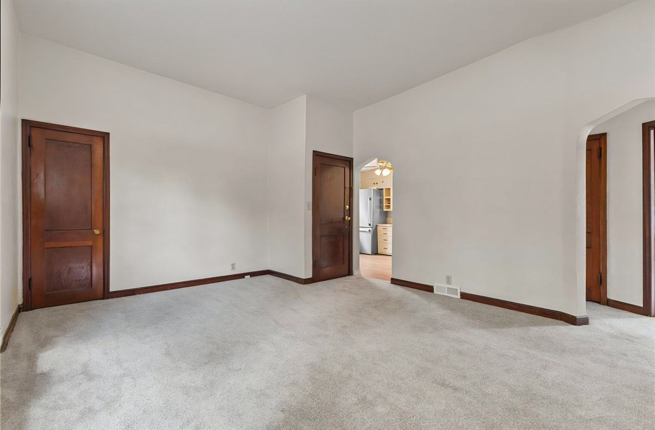 439 7th Ave S #2 - Photo 7 of 20