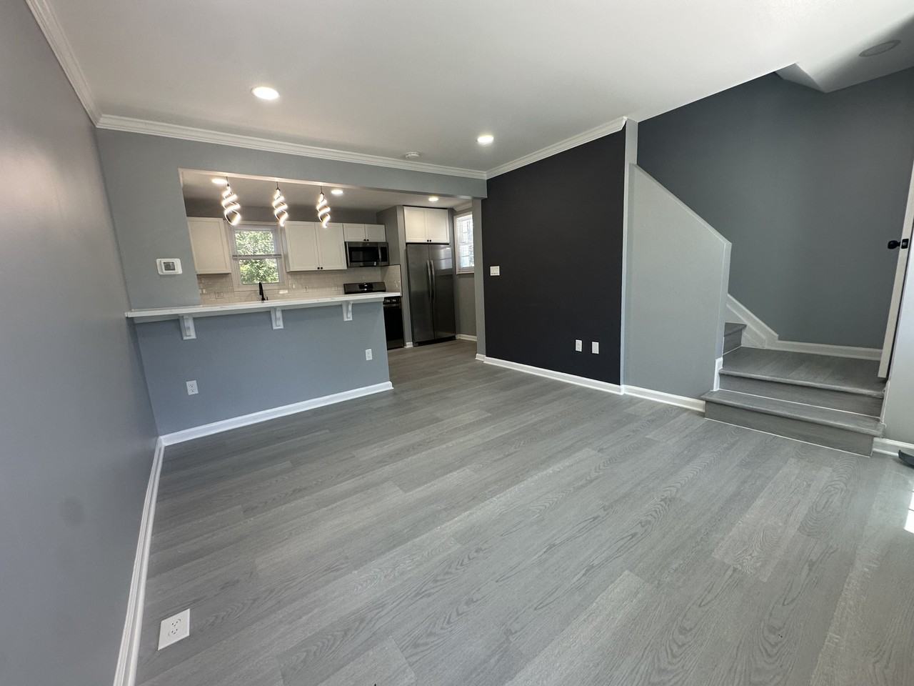 5420 B St Se #1 - Photo 3 of 15
