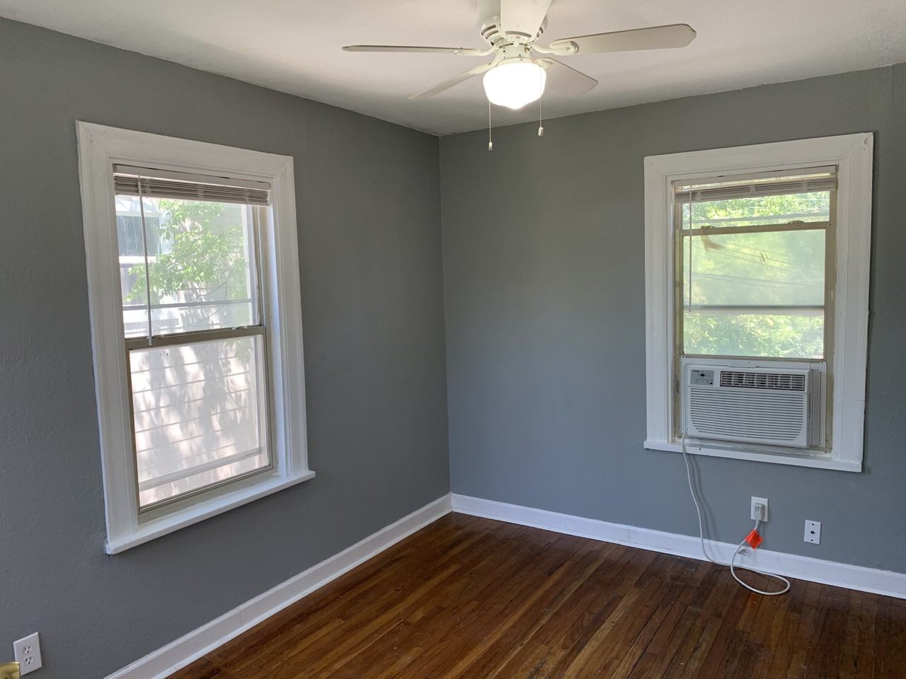 2815 Primrose Ave #B - Photo 7 of 10