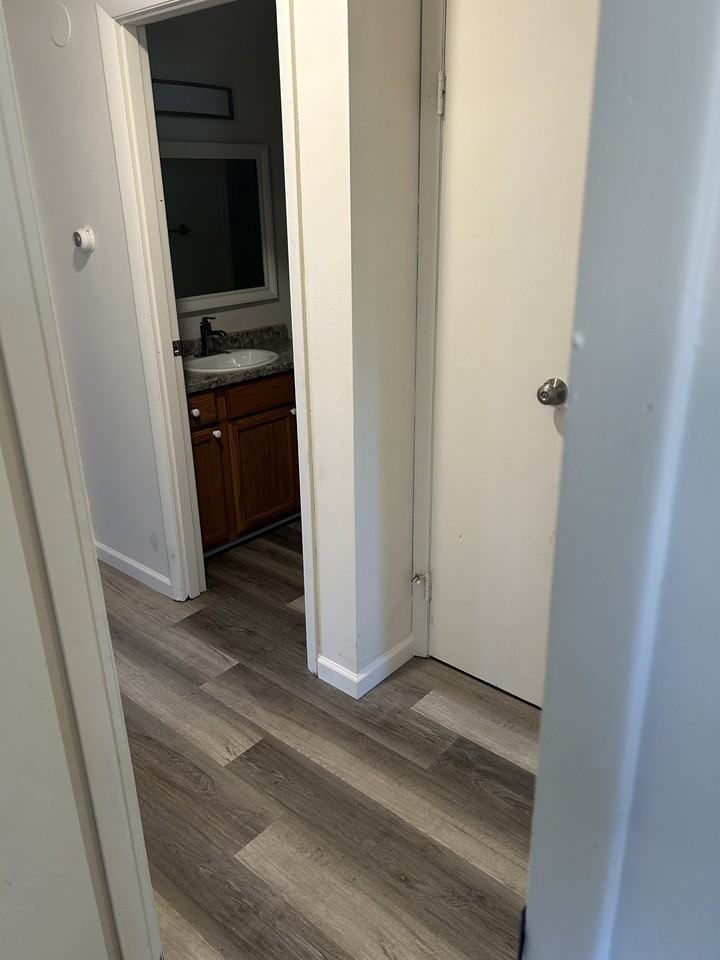 3406 Shenandoah Ave #1 - Photo 7 of 8