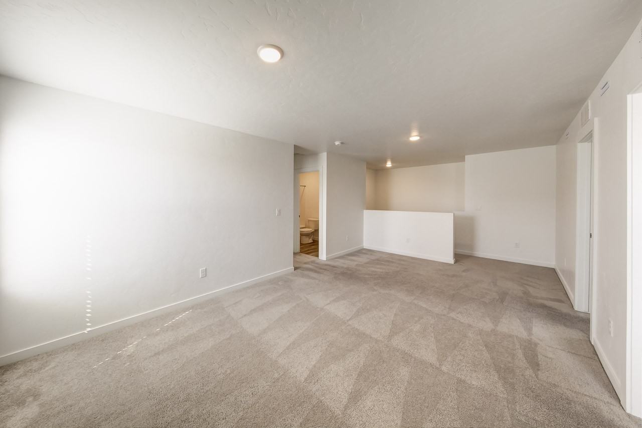 11144 Maroon Bells Dr - Photo 4 of 46