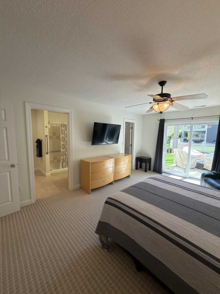 225 Nathan Ct - Photo 5 of 17