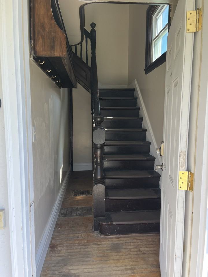 709 Academy St #1 - Photo 2 of 20