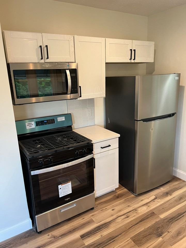 884 Copley Rd #4 - Photo 3 of 10
