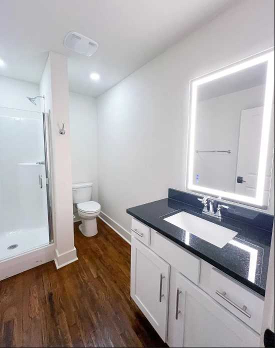 1201 N Central St #204 - Photo 6 of 7