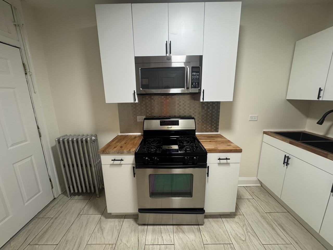 8151 S Paulina St #2N - Photo 3 of 5