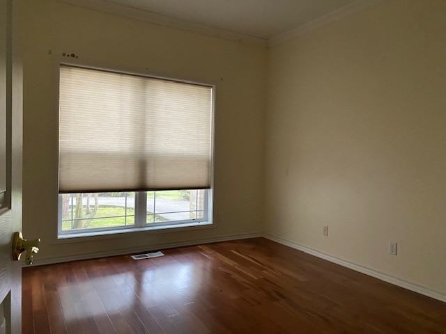 1777 Lambert St Nw - Photo 6 of 12