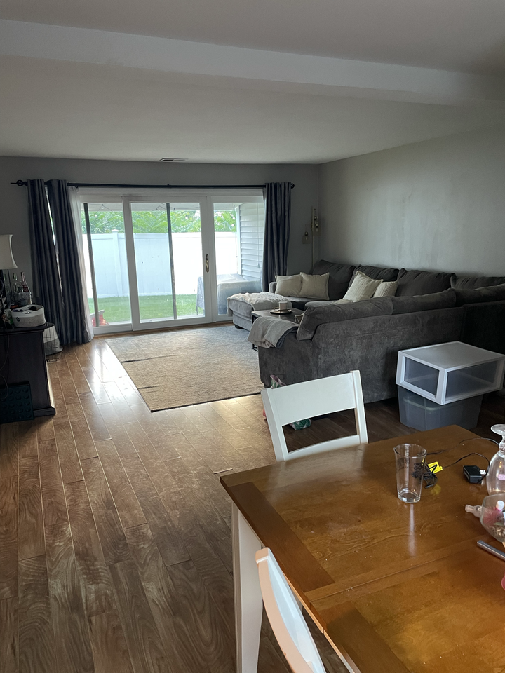 38 Nassau Dr - Photo 3 of 13