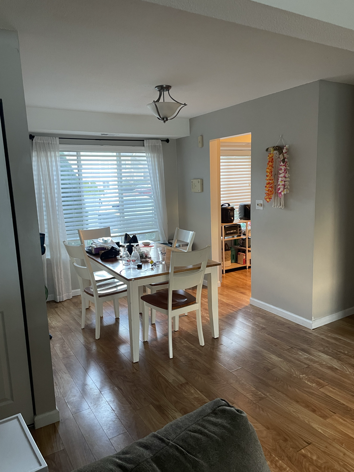 38 Nassau Dr - Photo 4 of 13