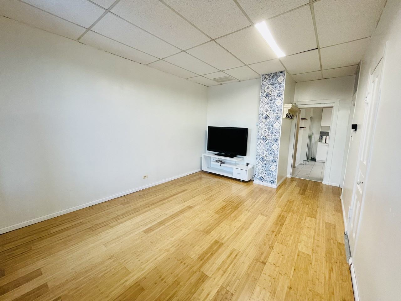 3028 South Lock Street #2R - Photo 5 of 10