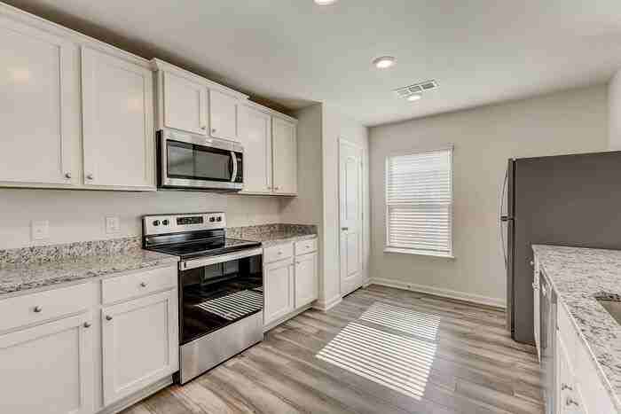 717 Trinity Trl #717TT - Photo 4 of 49
