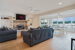 featured image of 4612 W Lake Shore Dr