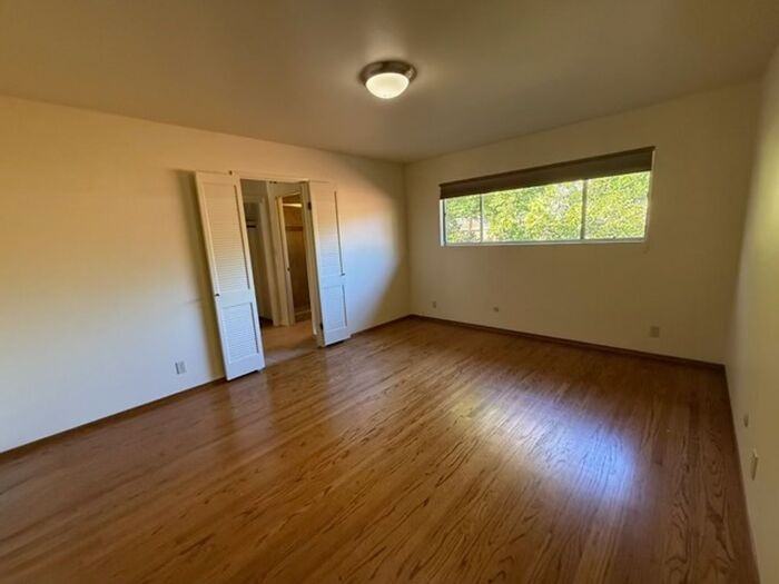 75 Stuart Ct - Photo 7 of 27