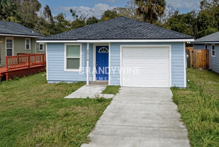 2979 Rexford St - Photo 2 of 20
