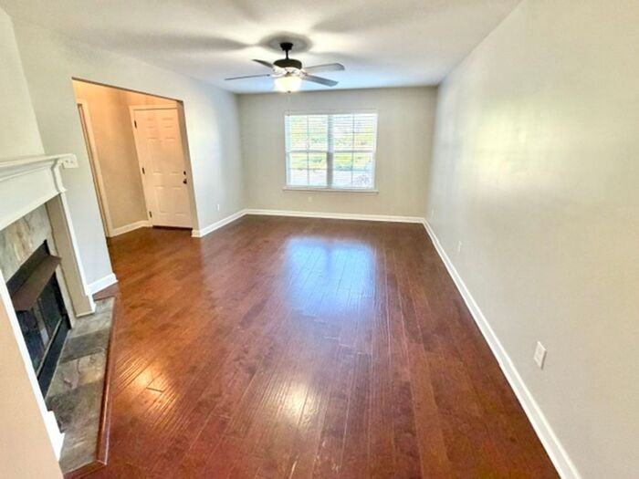 5299 Ridgelaurel Ter - Photo 4 of 13