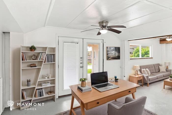 228 Barracuda St - Photo 7 of 15