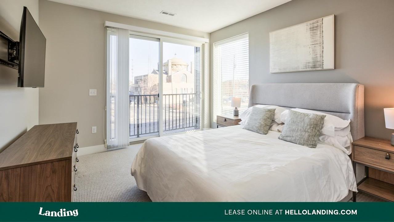 3505 S Nelson Circle - Photo 3 of 12