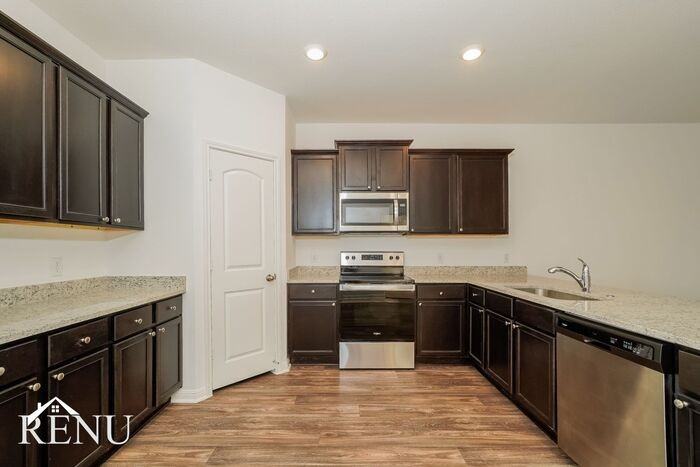 14012 Brandy Gilley Ln - Photo 7 of 25