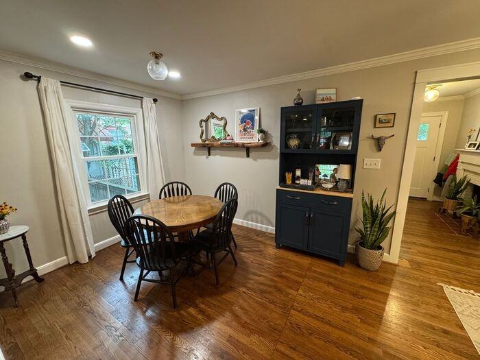 2602 Poincianna St Sw - Photo 3 of 38