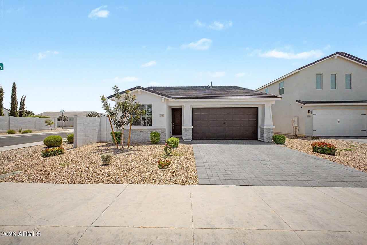 295 E Mint Ln - Photo 4 of 33