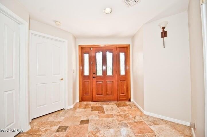 2322 S Rogers #4 - Photo 4 of 6