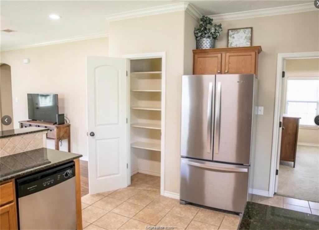 4219 Candace Ct - Photo 5 of 14