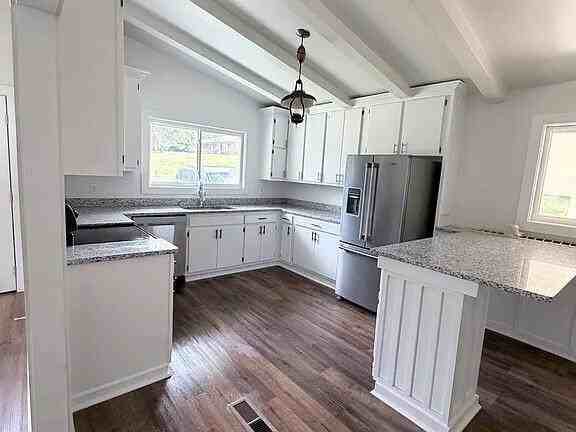 117 Diane Ln - Photo 2 of 9