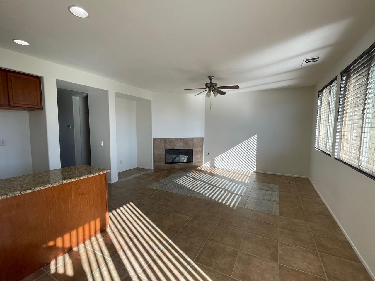 80085 Peak Forest Dr - Photo 3 of 20